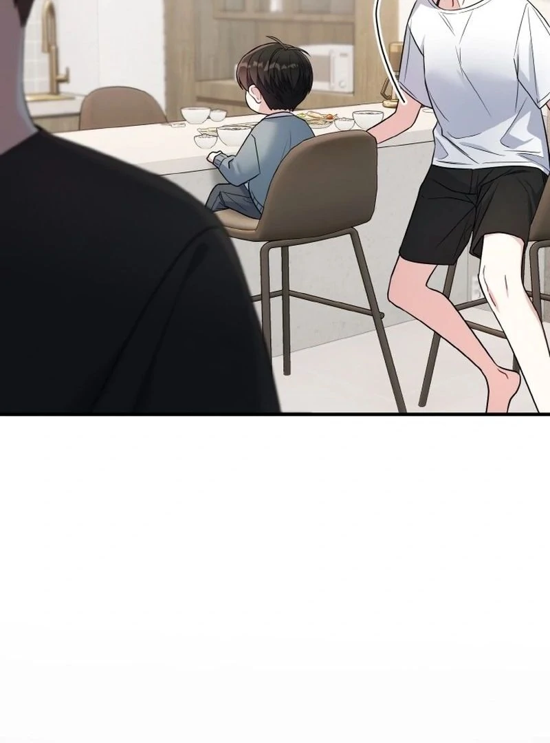 Irreplaceable Kiss Scene Chapter 7 page 24